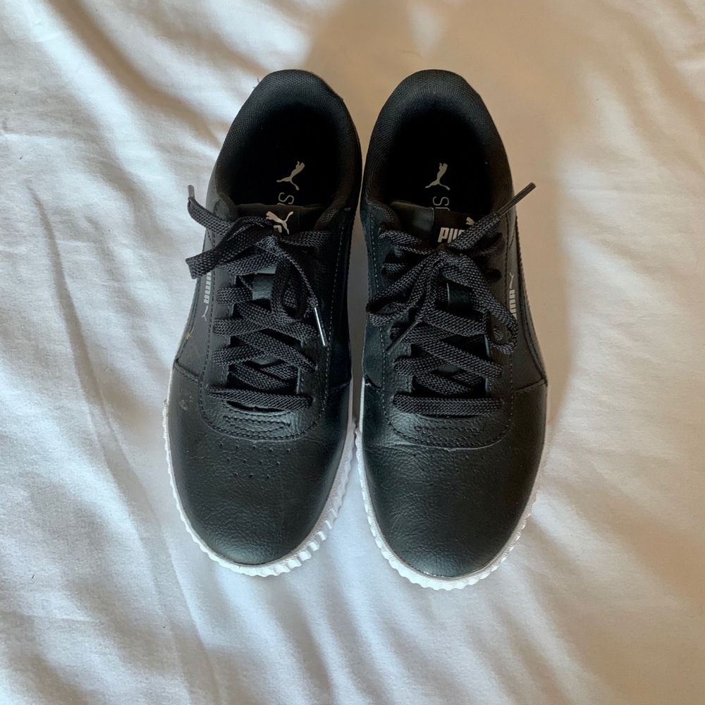 Puma Sneakers